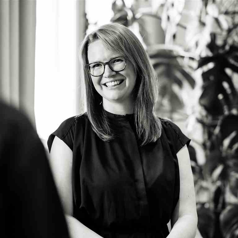 Laura Brunjes